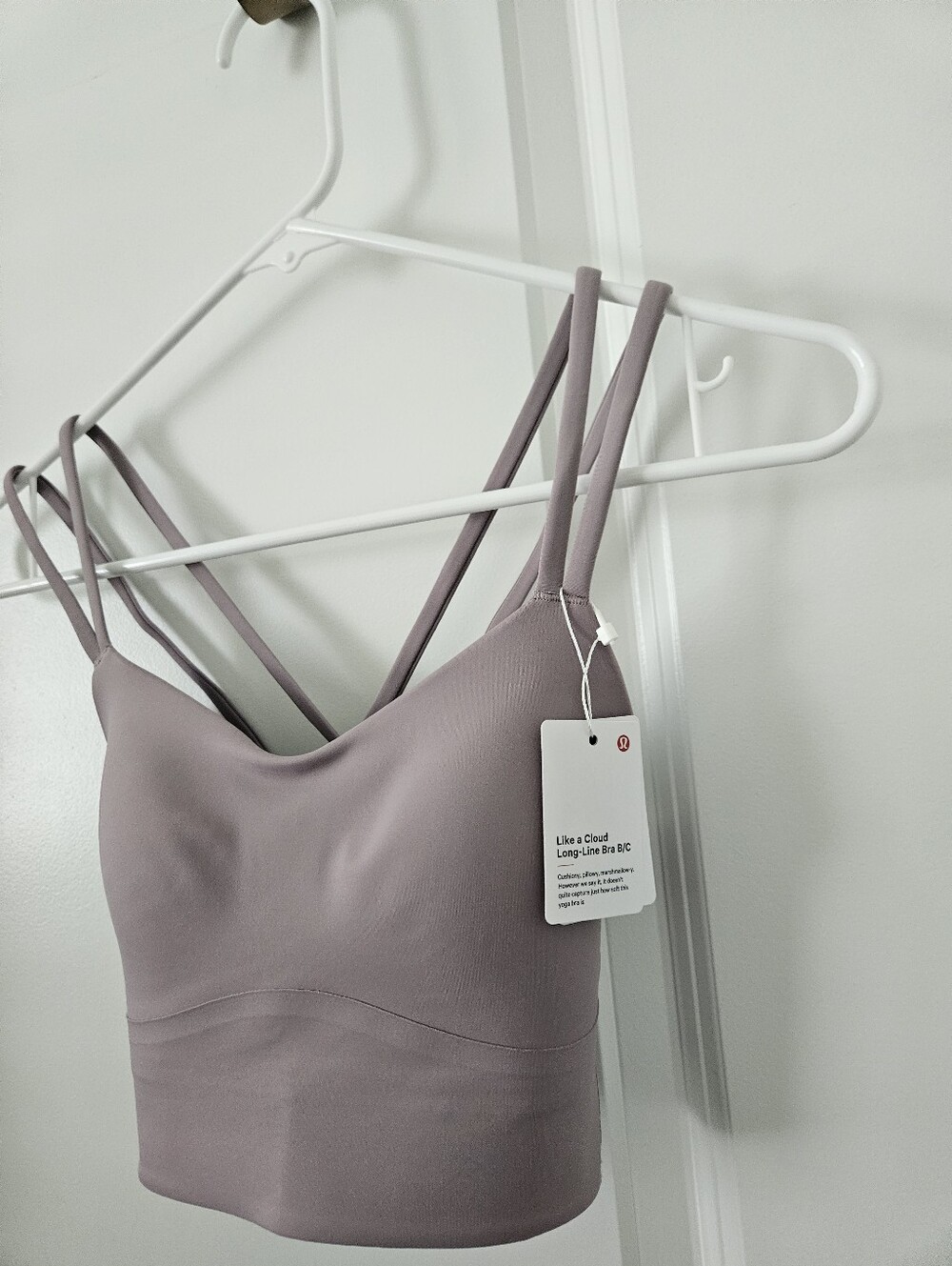 NWT Lululemon Size 4 Like a Cloud Longline Bra B/C Cup Lotus Lavender